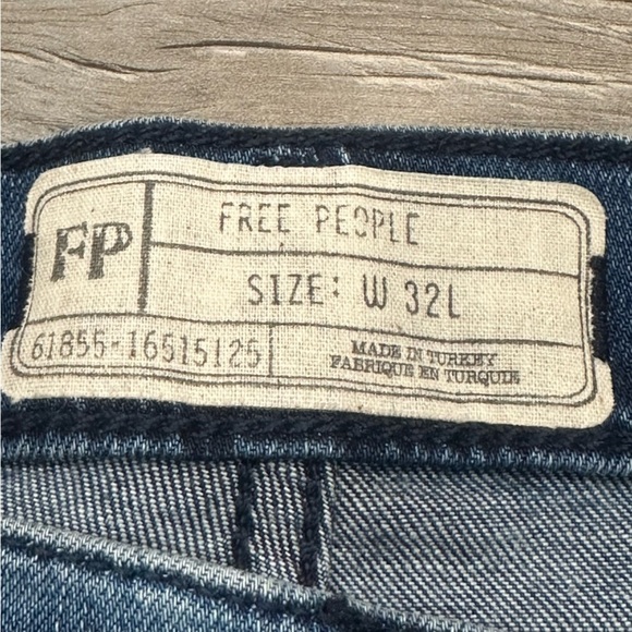 FREE PEOPLE Womens Jeans Turquoise Skinny Ripped Distressed Knee Denim Sz 32 L - Picture 3 of 12